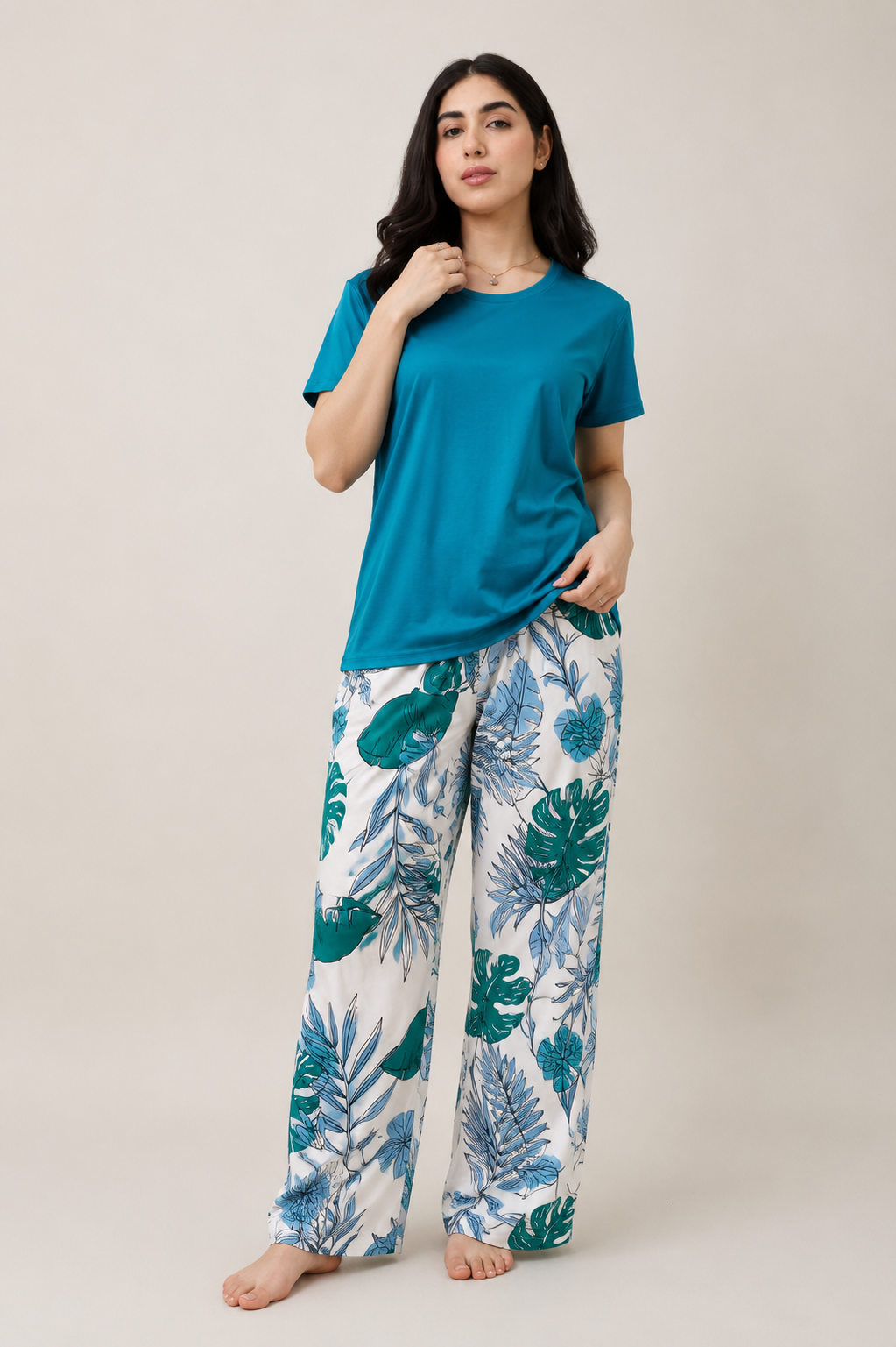 Women's Green Leaf Print Night Suit – Teal T-Shirt & White Pajama Set